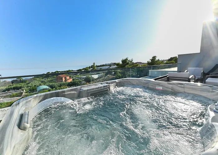 Luxury Skyline *